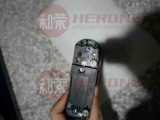 नया उच्च गुणवत्ता वाला एटीएम कैश डिस्पेंसिंग ई-रिंग लॉकिंग फास्टनर 4×9×0.6 ह्योसंग सीडीयू क्लैंप कैरिज में फिट बैठता है